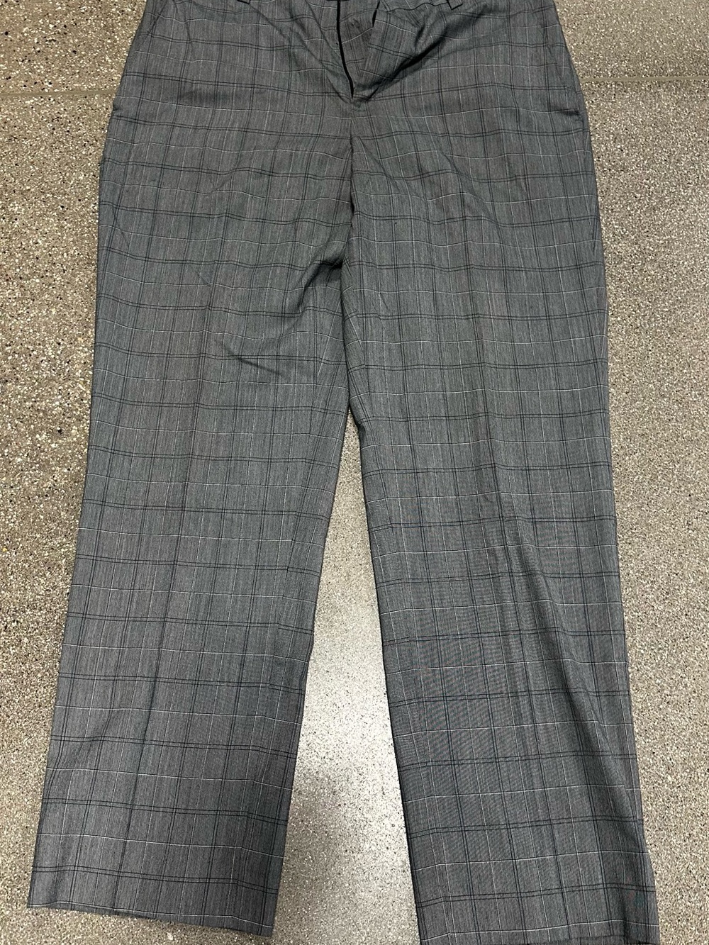 Men's Gray Windowpane Dress Pants - Classic Tailored Fit